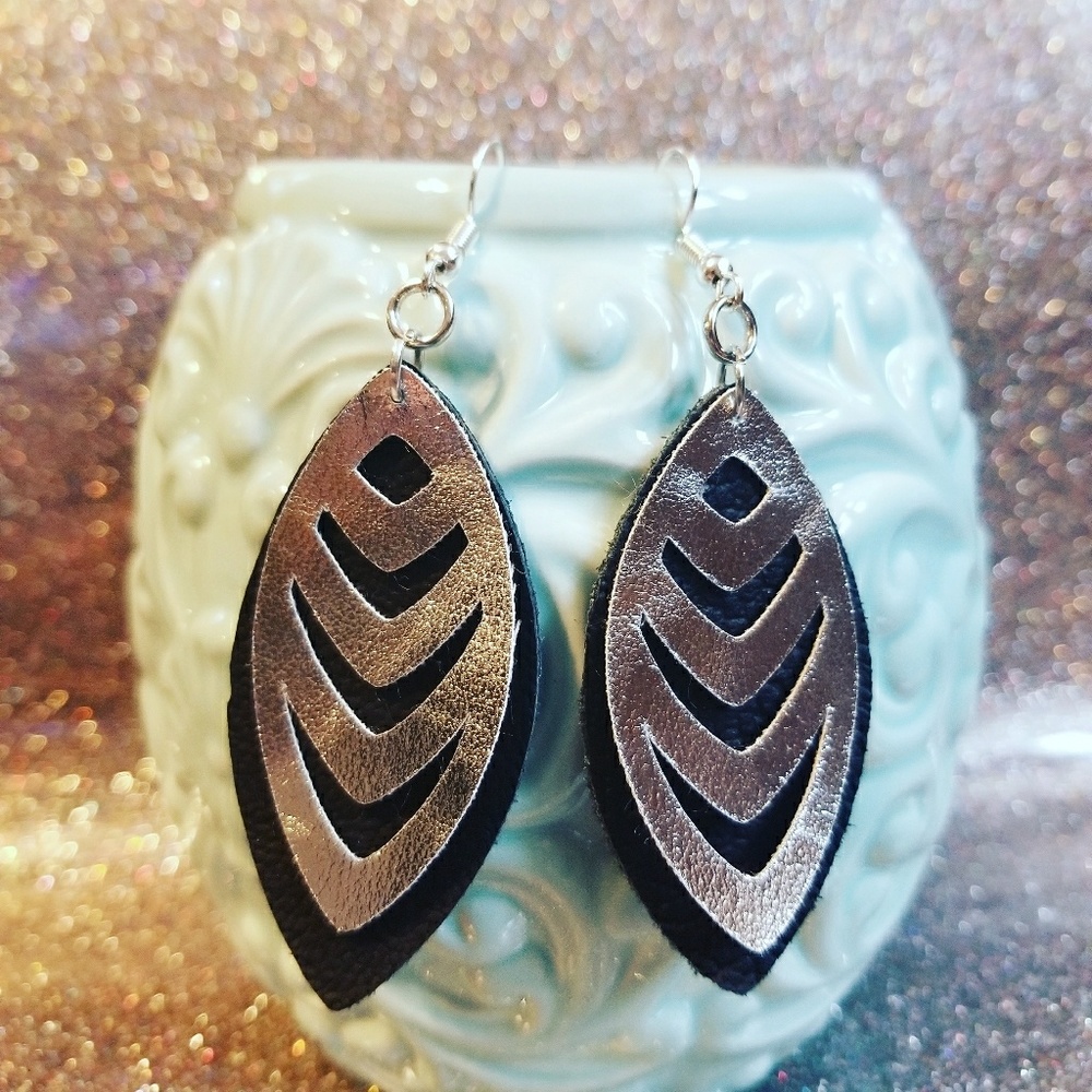 Leather earrings